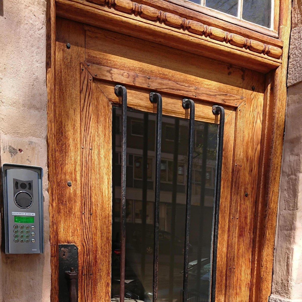 AT Installation Uppgraderar Porttelefon Kv Henrik